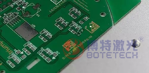PCB芯片可用紫外激光打標(biāo)機鐳雕
